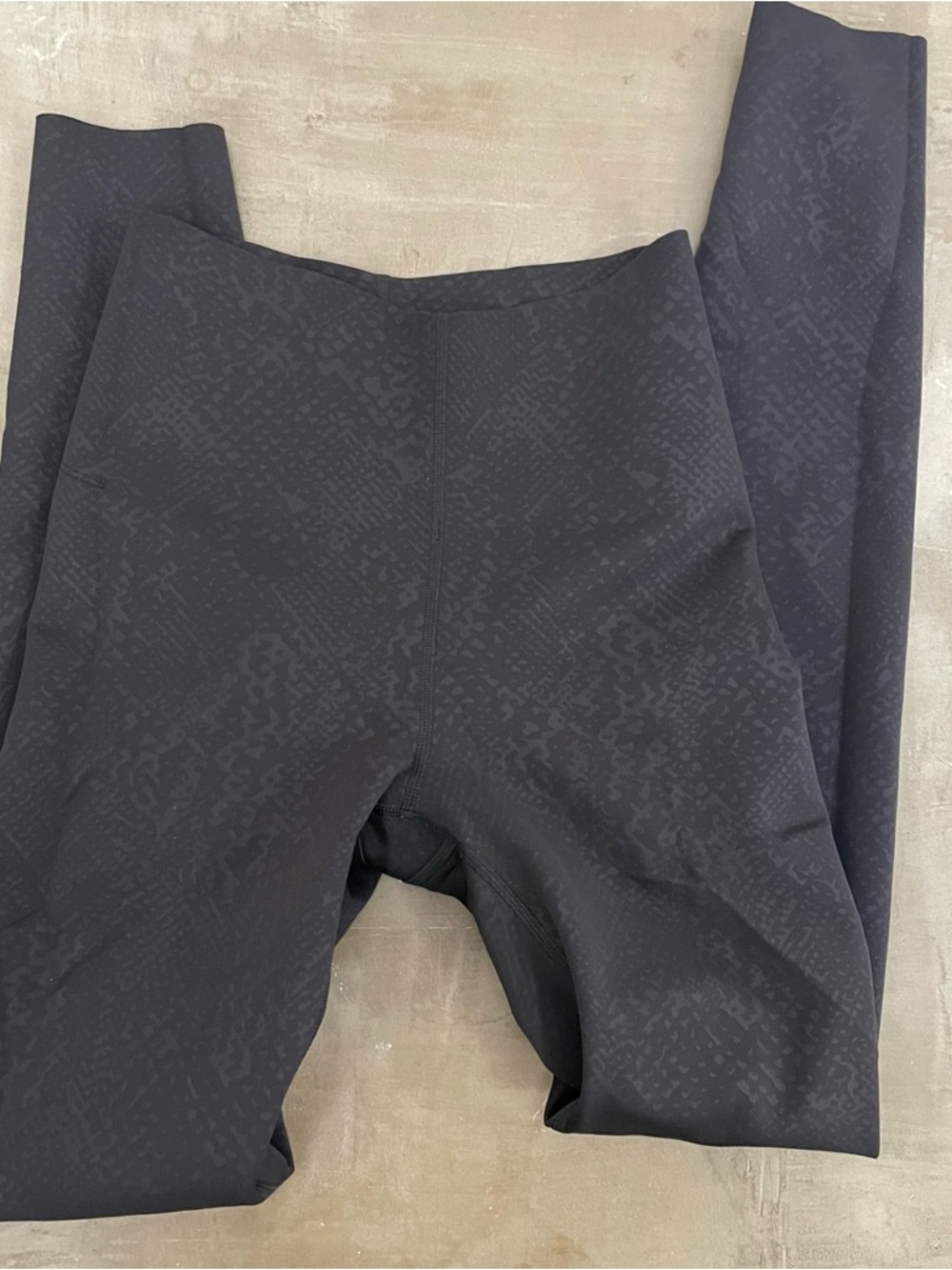 Lululemon Glow Up Super High Rise Tight 28” - Picture 6 of 8